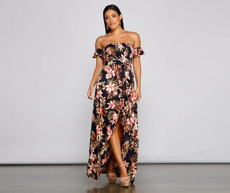 Modern fashion pieces designed for all women   Tropical Sunsets Stylish Maxi Dress